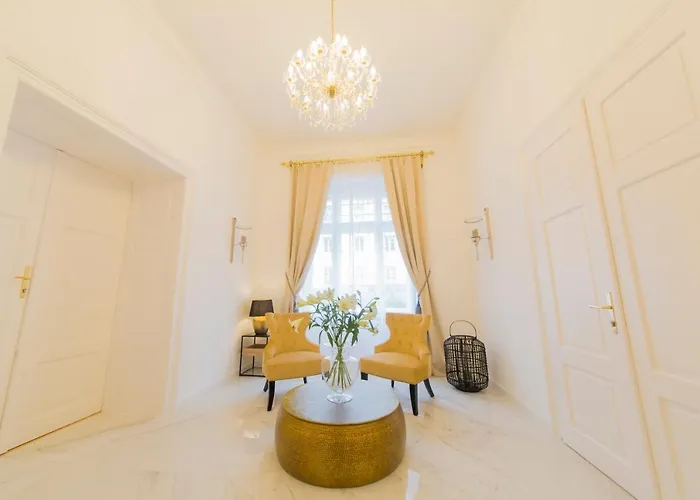 Palais Gutenberg Le Petit דירה